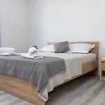 Sandra